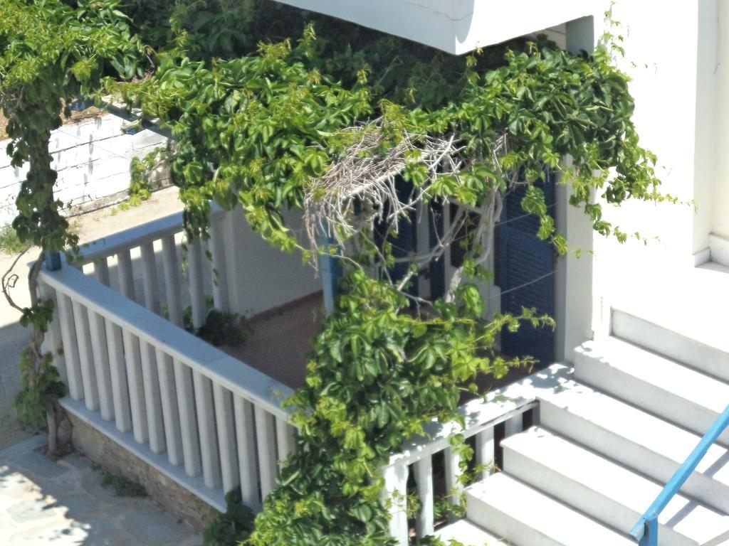 O Fotis Aparthotel Agios Prokopios  Quarto foto